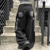 Rose Embroidered Loose Jeans