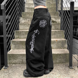 Rose Embroidered Loose Jeans