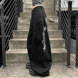 Rose Embroidered Loose Jeans